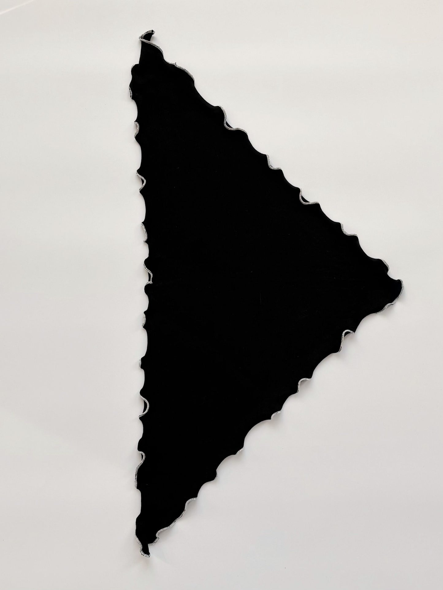 Atelier Magata Wave Tie Scarf black